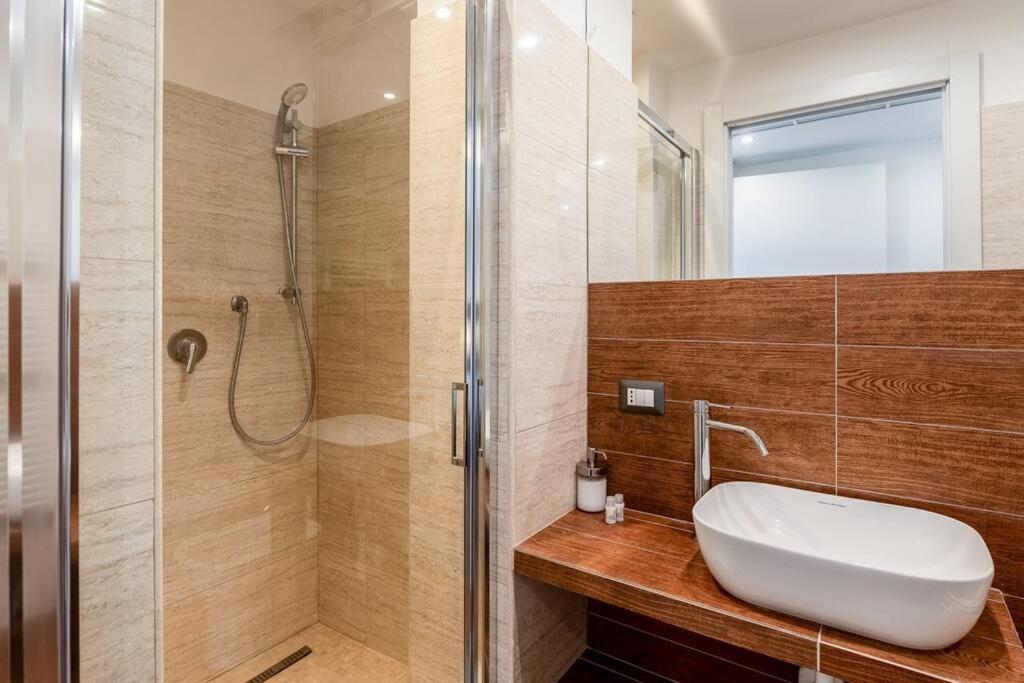 Dynamic Suite In Milaan Buitenkant foto
